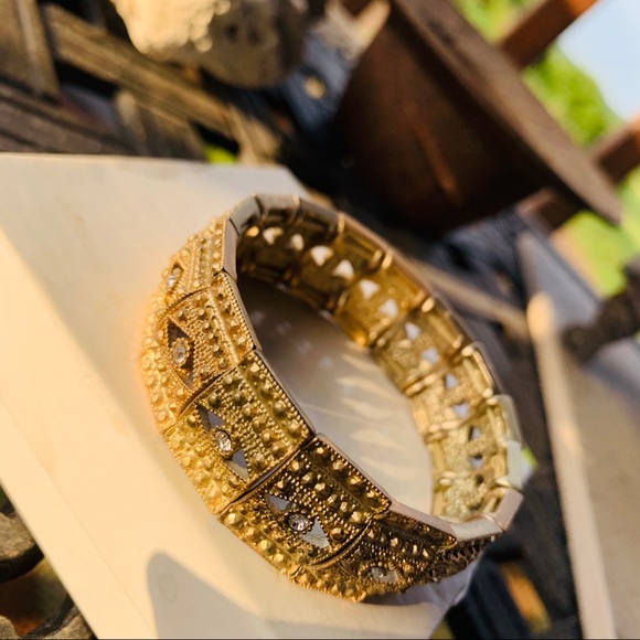 Very delicate cz stretch vintage bracelet. - Picture 3 of 5